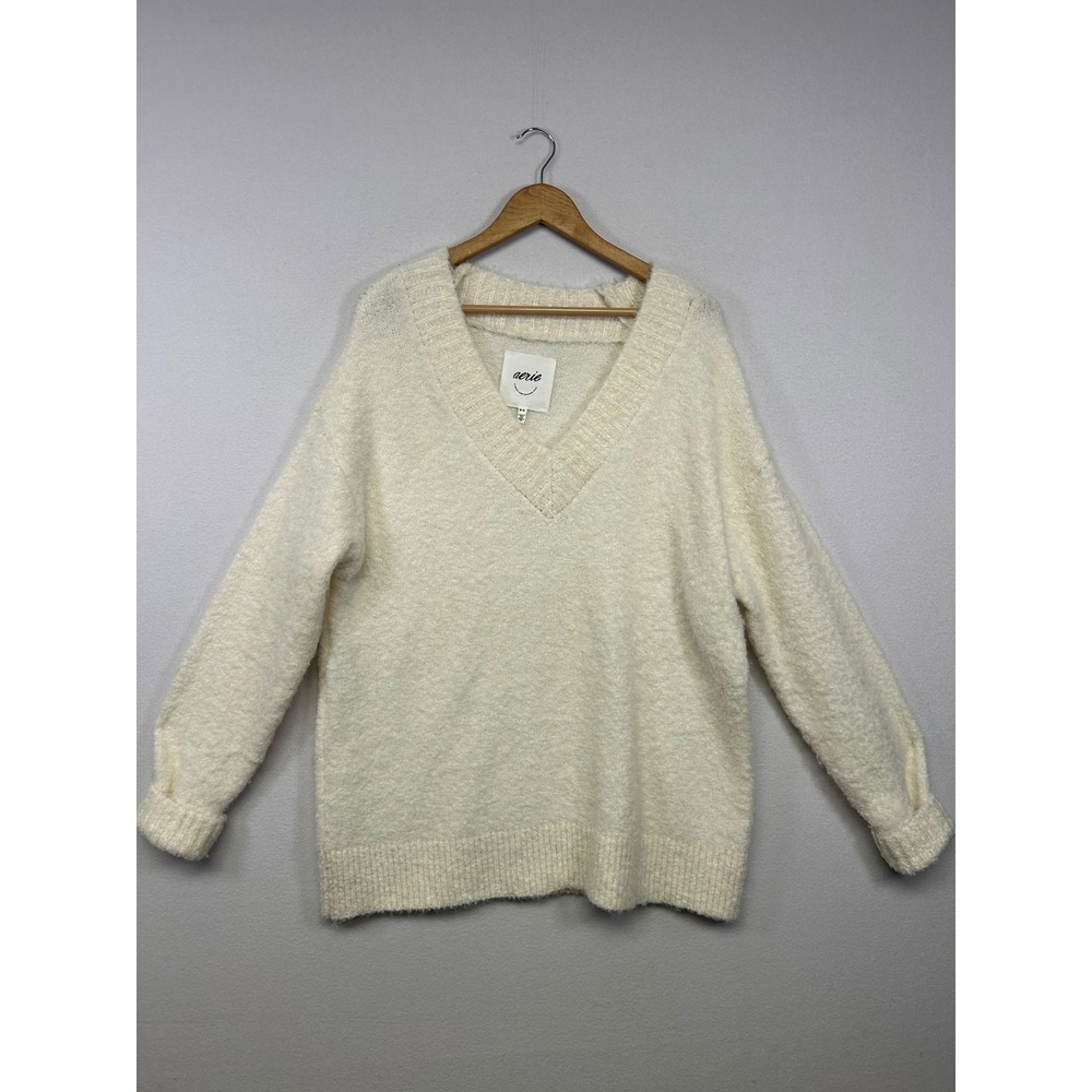 Cozy Minimalist Aerie Womens Medium Cream Oversized V-Neck Boucle Knit Sweater